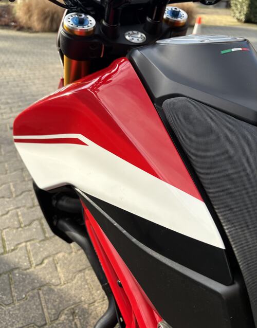 Foto: Ducati 950 SP Cornering ABS/DTC evo/DWC evo/DQS evo Hypermotard