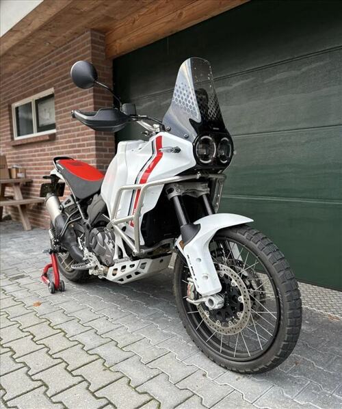 Foto: Ducati 950 Desert X