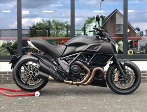 Foto: Ducati 1200 ABS/DTC TWINSPARK Diavel