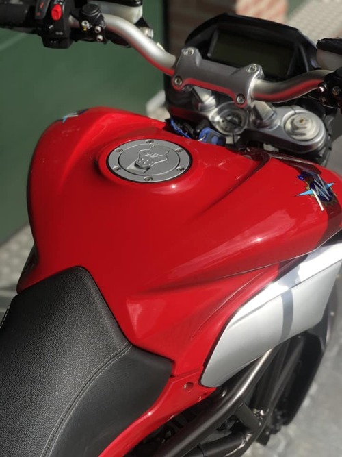 Foto: MV Agusta /RIVALE 800 ABS/EAS/TC 2.0 Stradale