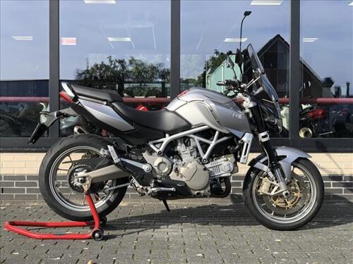 Foto: Aprilia 850 Mana