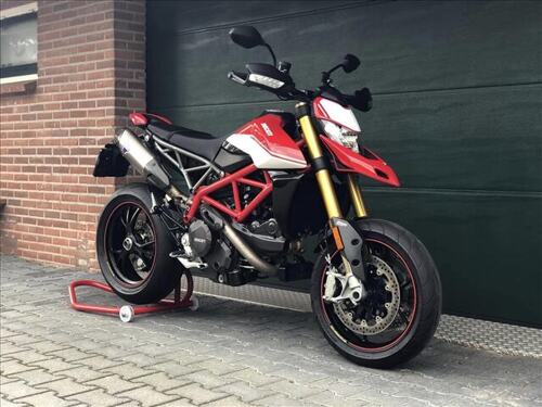 Foto: Ducati 950 SP Cornering ABS/DTC evo/DWC evo/DQS evo Hypermotard